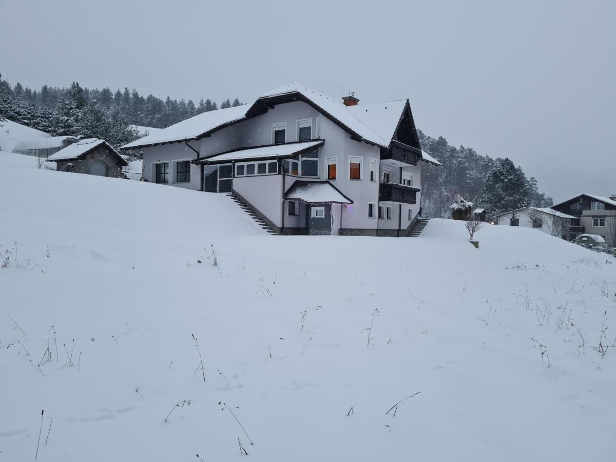 Apartma Jutersek Apartment Libelice Luaran gambar