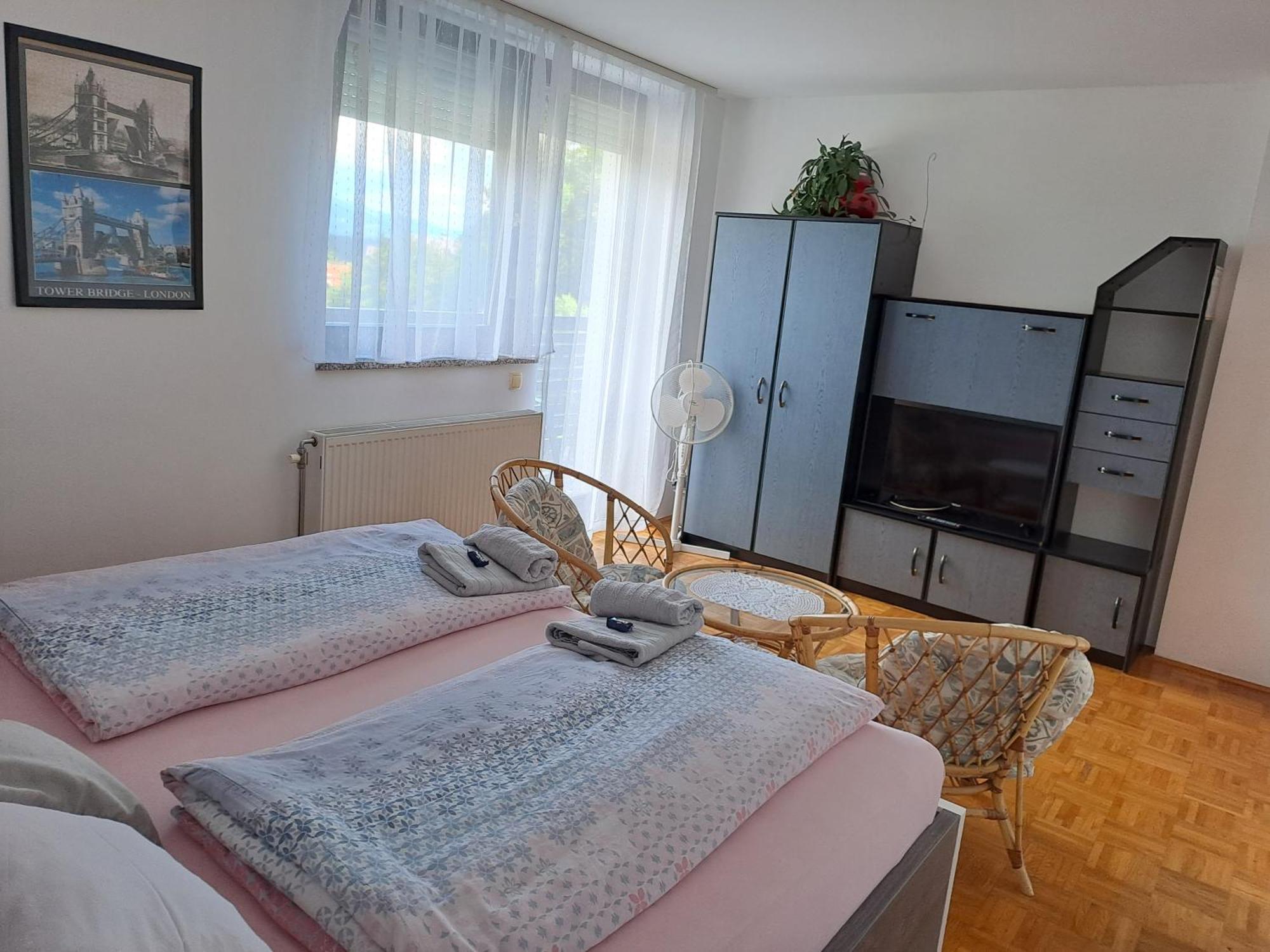 Apartma Jutersek Apartment Libelice Luaran gambar